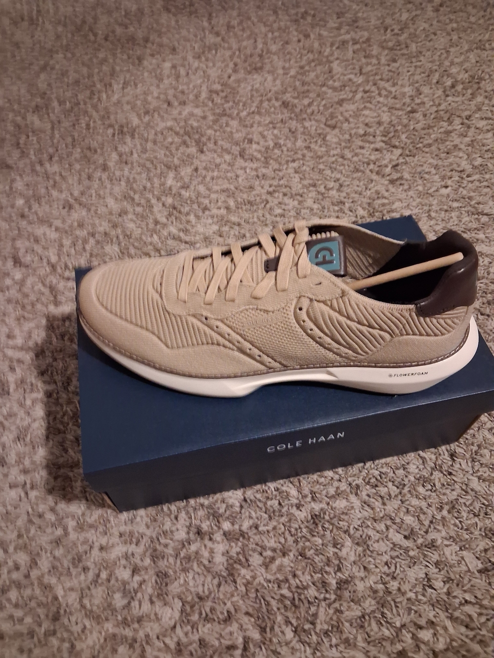 Cole Haan Men's Sesame/chocolate Knit Runner - Lightweight Casual Sneaker